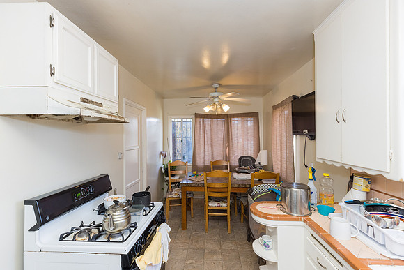 432 W Palm St-013