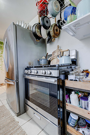 Interior 616 Sheldon Street-018
