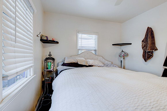 Interior 616 Sheldon Street-028
