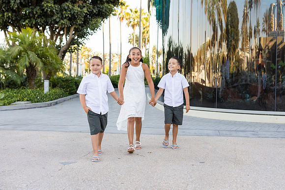Family Photographer Long Beach Ca - Family Photos Shoreline Village Long Beach Ca-005