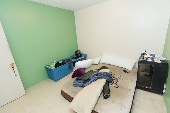 10413 S Main Street - Real Estate Photographer Los Angeles-17