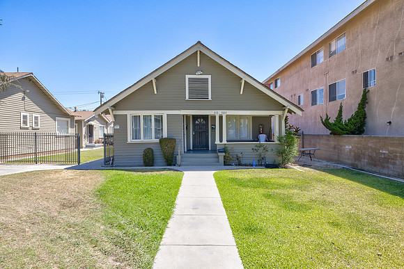 812 Myrtle Ave Exterior-005