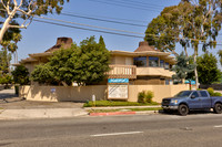 11311 La Mirada Exterior-5