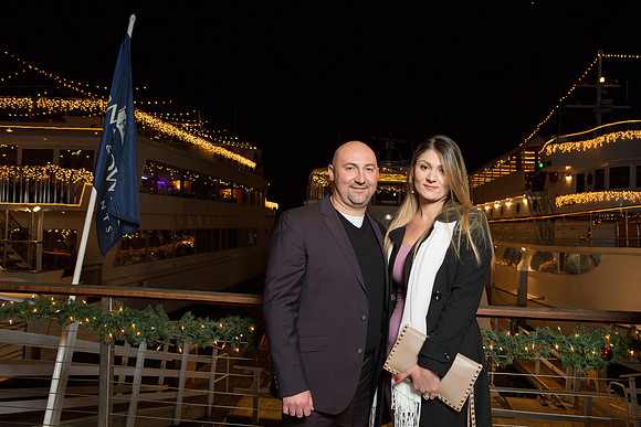 Newport Christmas Light Parade-37