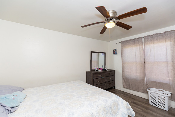 Real Estate Photographer Lbc - 1094 Cherry Ave-60