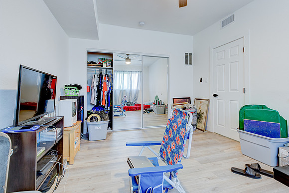 10223 Crenshaw Blvd Inglewood Interior-023