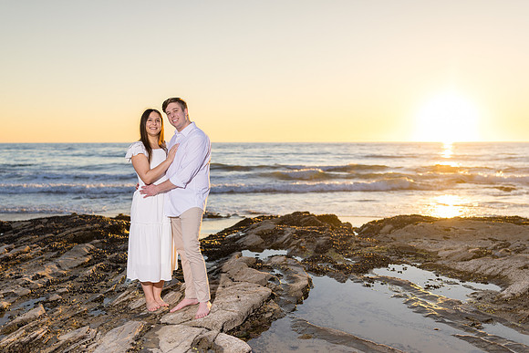 Engagement Photographer Newport Beach Ca - Engagement Photos Crystal Cove Newport Beach-98
