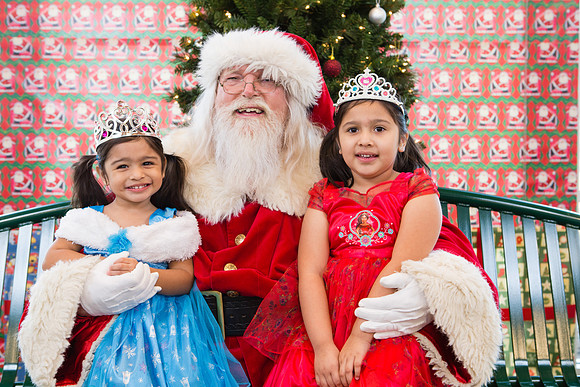 Pizza with Santa-110