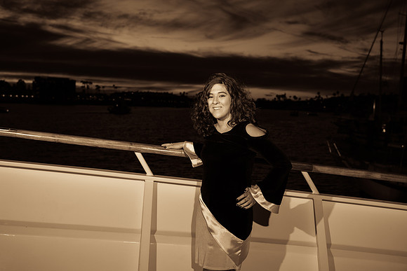 Icon Yacht - City Experiences By Hornblower-011