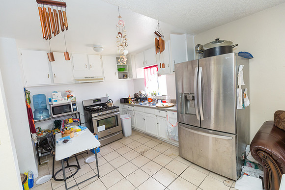10413 S Main Street - Real Estate Photographer Los Angeles-84
