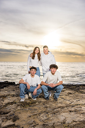 Family Photos Crystal Cove Newport Beach Ca-046