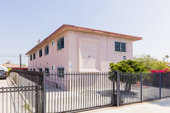 Exterior 1343 W 96th St-008