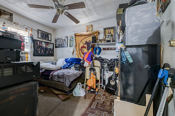 1031 W 57th Street-027