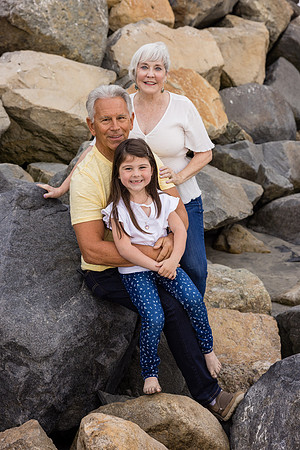 Family photos Oceanside Pier-055