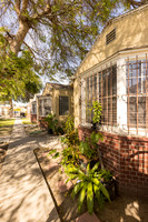 338 W Magnolia St-073