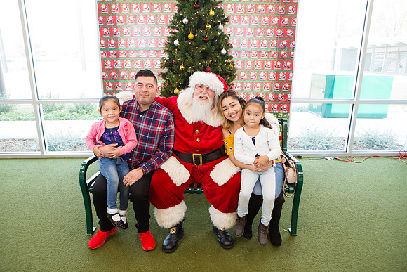 Pizza with Santa-163