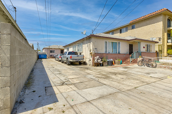 11323 S Firmona Ave Inglewood Exterior-001