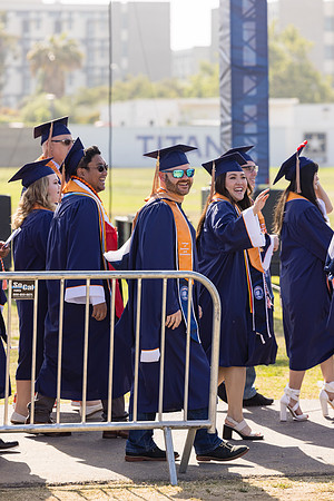 Graad Photos Cal State Fullerton-019