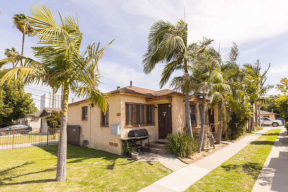 432 W Palm St-086