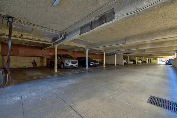 756 Inglewood Outside-014