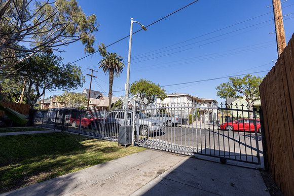 1016 W 22nd St Los Angeles-52