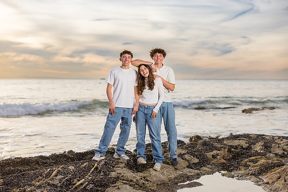 Family Photos Crystal Cove Newport Beach Ca-066