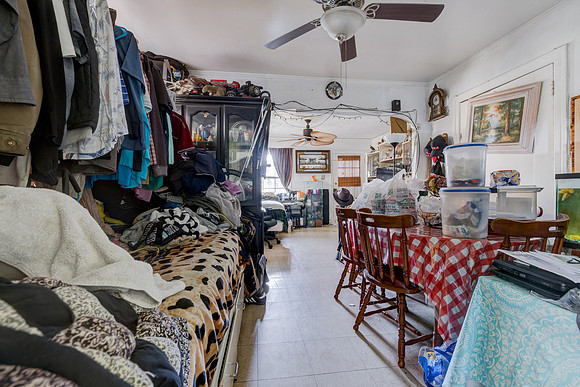 1031 W 57th Street-035