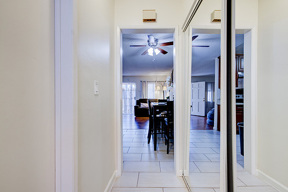 1133 Freeman Ave Interior-023