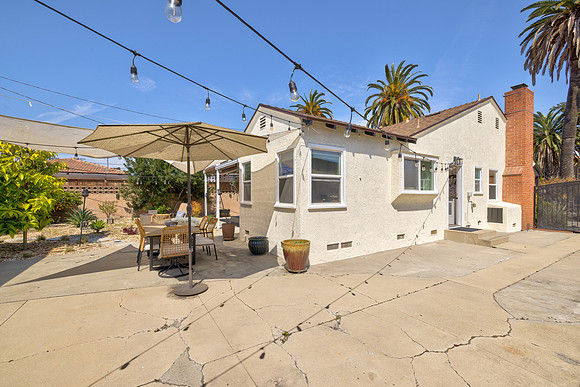 2515 Magnolia Ave Exterior-009