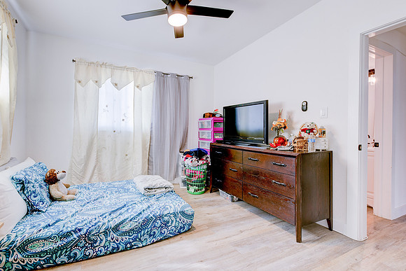 10223 Crenshaw Blvd Inglewood Interior-004