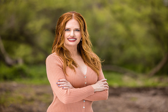 Portrait Photographers Huntington Beach - Outdoor Portraits-001