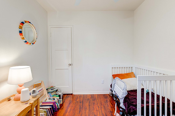 Interior 616 Sheldon Street-051