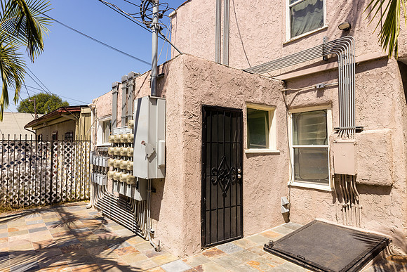 1101 Cherry Ave Long Beach-085