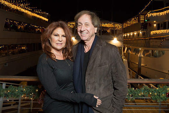 Newport Christmas Light Parade-61