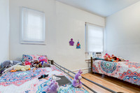 1058 W 99th ST-018