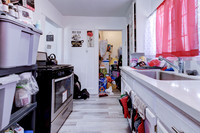 815 W 62nd Pl Interior-017