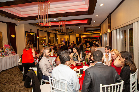 Love is in the air - The Grand Long Beach - David England Photography-114