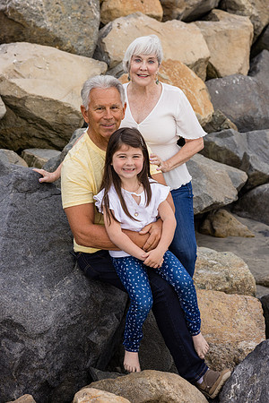 Family photos Oceanside Pier-057