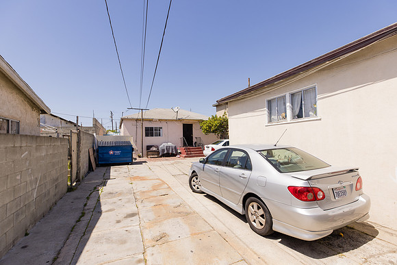 11323 S Firmona Ave Inglewood-006
