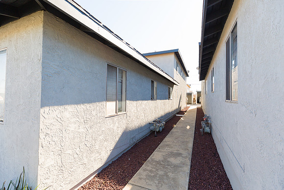 1626 w 104th st-5