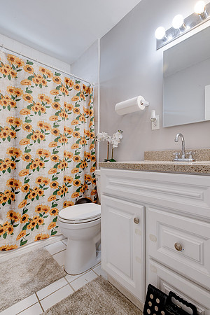 4316 W 163rd Lawndale Interior-024