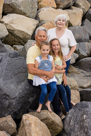 Family photos Oceanside Pier-053