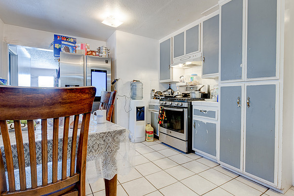 11323 S Firmona Ave Inglewood Interior-006