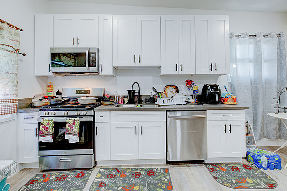10223 Crenshaw Blvd Inglewood Interior-039