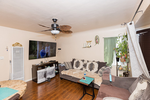 338 W Magnolia St-030