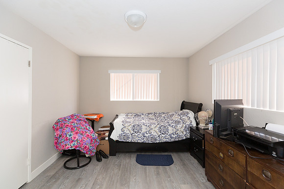 1626 w 104th st-58
