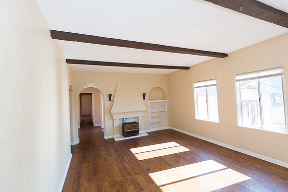 1535 E 3rd St Long Beach - Long Beach real Estate Photographer-3