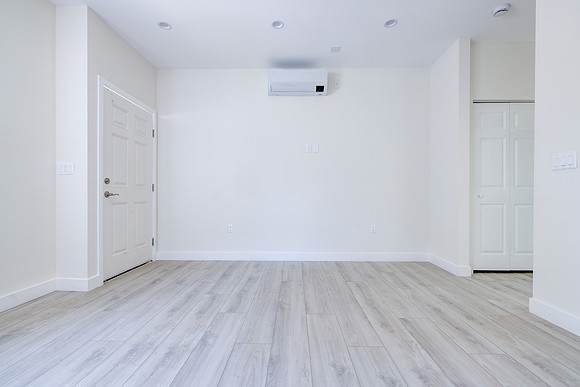 2945 West Blvd Interior-027